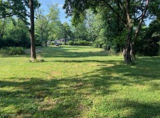 1035 Derbydale Rd, Akron, OH 44306