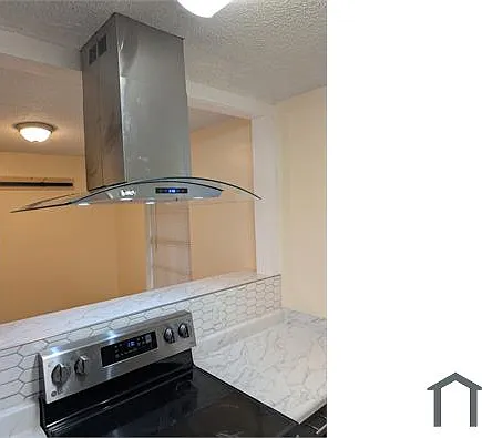 6249 S Hampton Dr — Photo 2