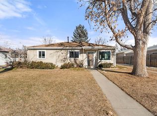 1072 Worchester St, Aurora, CO 80011