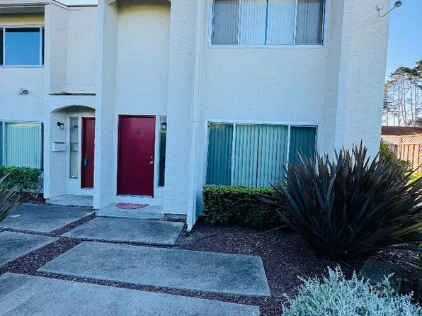 3137 Seacrest Ave APT 5, Marina, CA 93933