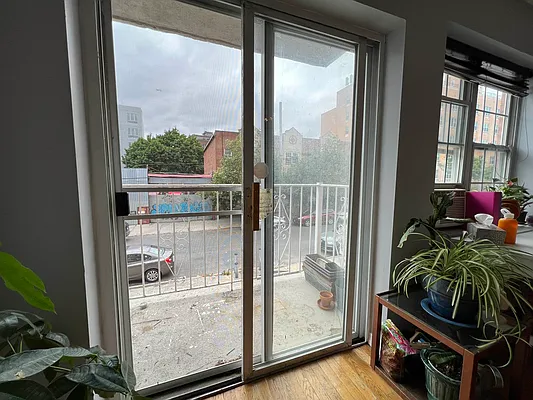 Rented by Rumah Realty Inc | media 4