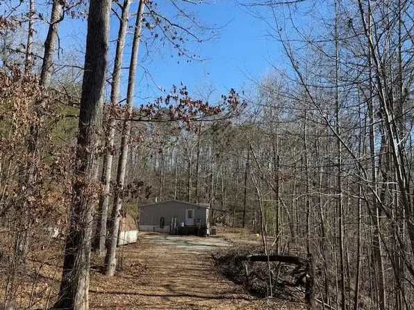 127 Round Top Rd, Mill Spring, NC 28756