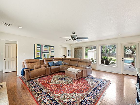4th image of 8501 INDIAN HILLS LN