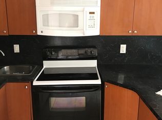 652 NW 3rd St APT 104, Miami, FL 33128