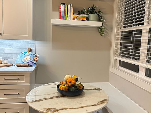 4th image of 1231A Battlefield Dr #A