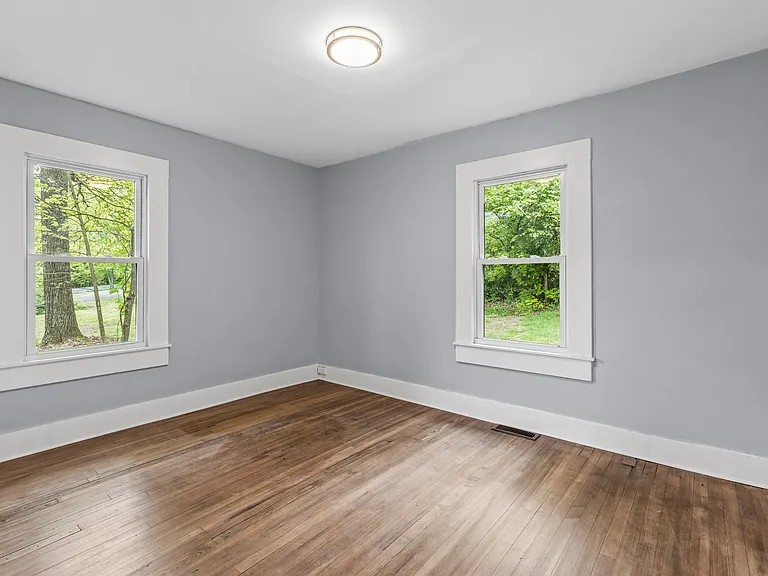 6005 Medlin Heights Rd — Photo 29