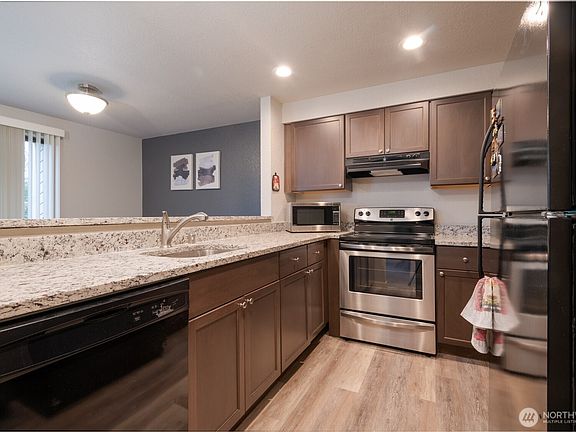 4th image of 1327 S Puget Drive #F-27