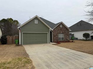 8564 Dover Dr, Leeds, AL 35094