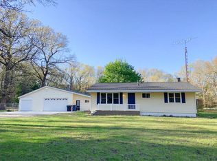 6302 White Rd, Muskegon, MI 49442