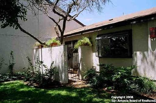 2nd image of 16324 AVENIDA DEL LUNA #0