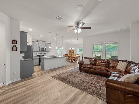 4th image of 10712 Peperak Ct