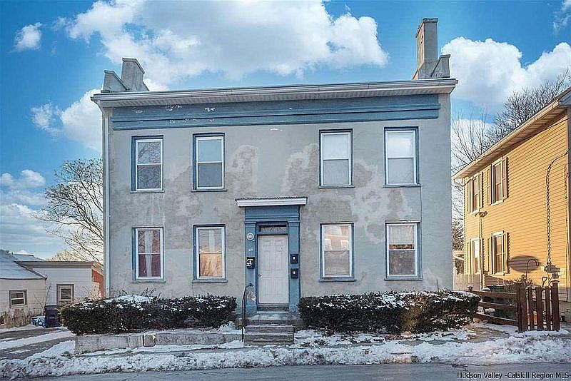 1st image of 24 McDonald St APT 2