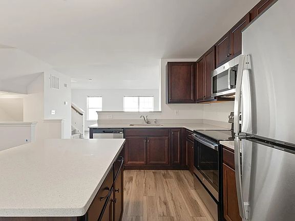 5th image of 1236 E 7th St #25ffbf8d7