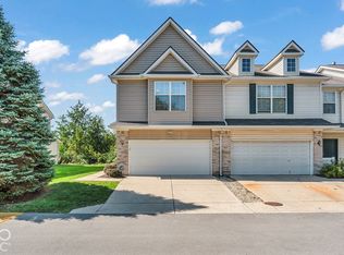 6250 Bishops Pond Ln, Indianapolis, IN 46268