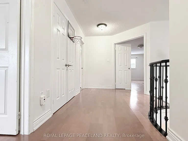 110 Annina Cres — Photo 15