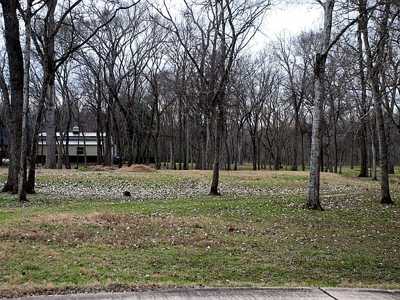 4th image of 7920 Bentlake Cir