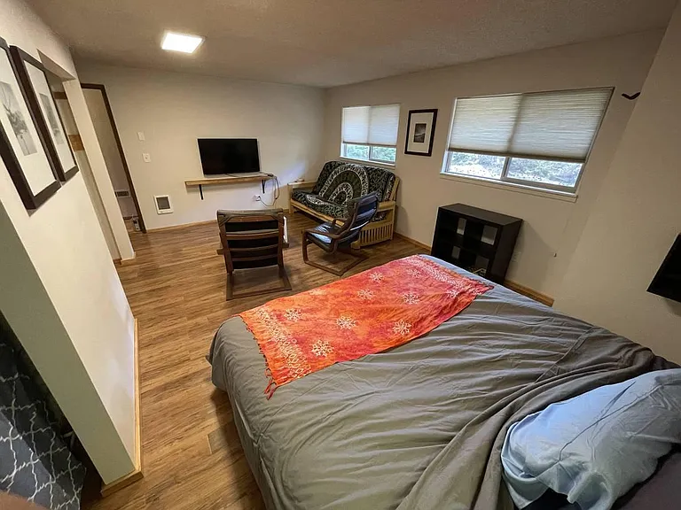 1677 SW Knoll Ave — Photo 12