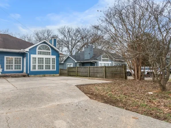 1115 Waggoner Ct W, Nashville, TN 37214