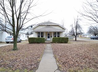 141 N 9th St, Fredonia, KS 66736