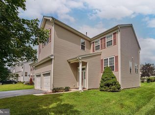 18 Coburn Rd, Pennington, NJ 08534