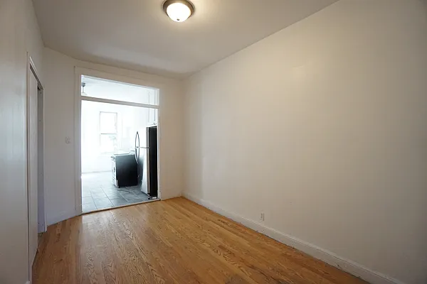 Rented by Rennit Inc. | media 45