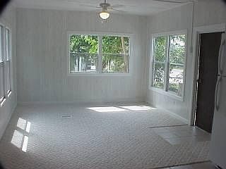 3rd image of 29 Mockingbird Ln