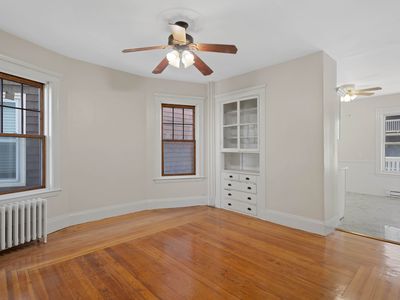 21 1/2 Mount Vernon St, Boston, MA, 02125