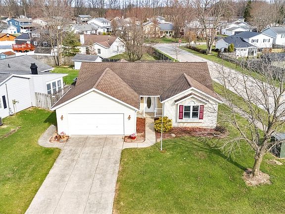 3rd image of 1064 Yarmouth Rd