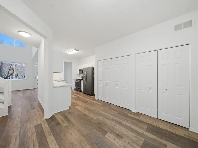 3027 Anton Dr — Photo 6