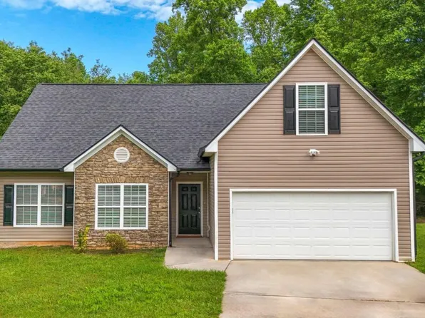 416 Clarion Dr, Carrollton, GA 30116