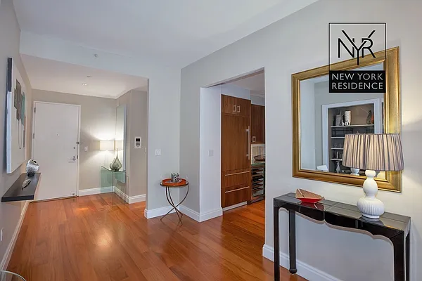 Rented by New York Residence | media 36