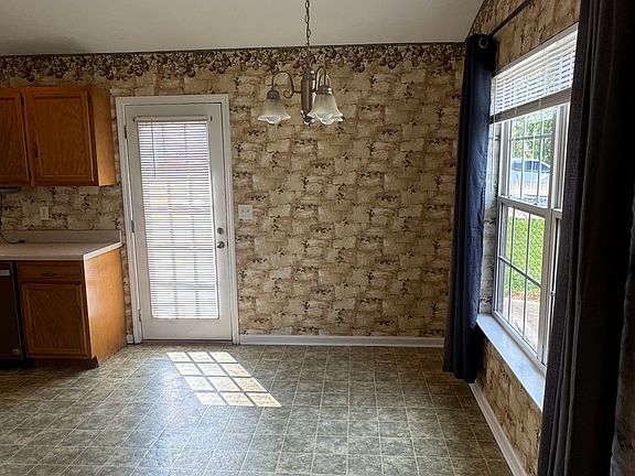 5th image of 5326 Bennett Rd