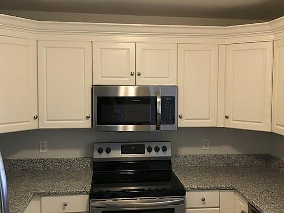 3rd image of 1 Riverview Blvd APT 3-205