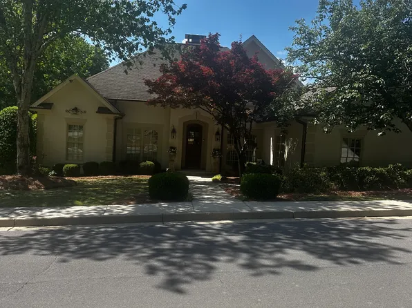 151 Vinings Ct SE, Rome, GA 30161