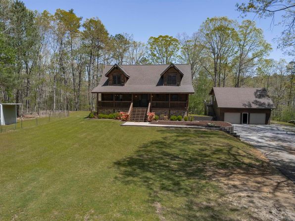 2315 Blackjack Rd, Trussville, AL 35173