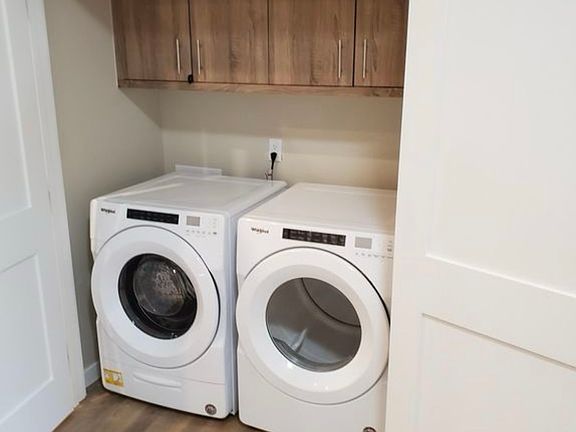 2nd image of 704 Chambers Ave #6