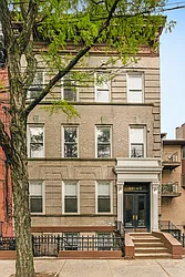 21-42 45 Road in Hunters Point