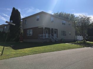 421 N 5th Ave, Mechanicville, NY 12118