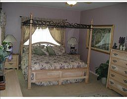 5th image of 17123 Downs Dr