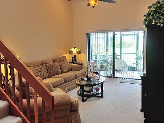 4th image of 8403 NW 78th Ct