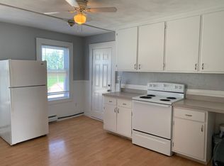 19 Saint Elizabeth St APT 4, Bristol, RI 02809