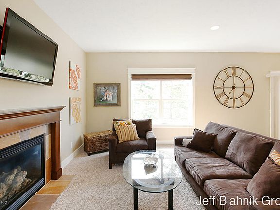 4th image of 4600 Gordonshire Dr NW