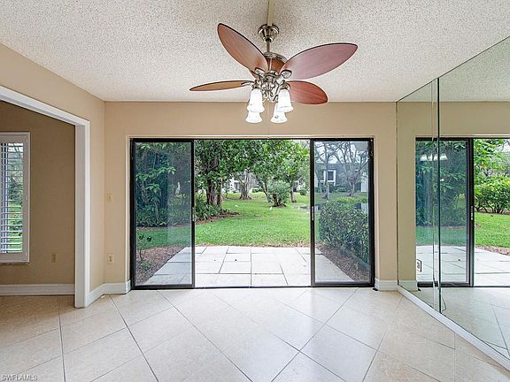 3rd image of 421 Meadowlark Ln #421A