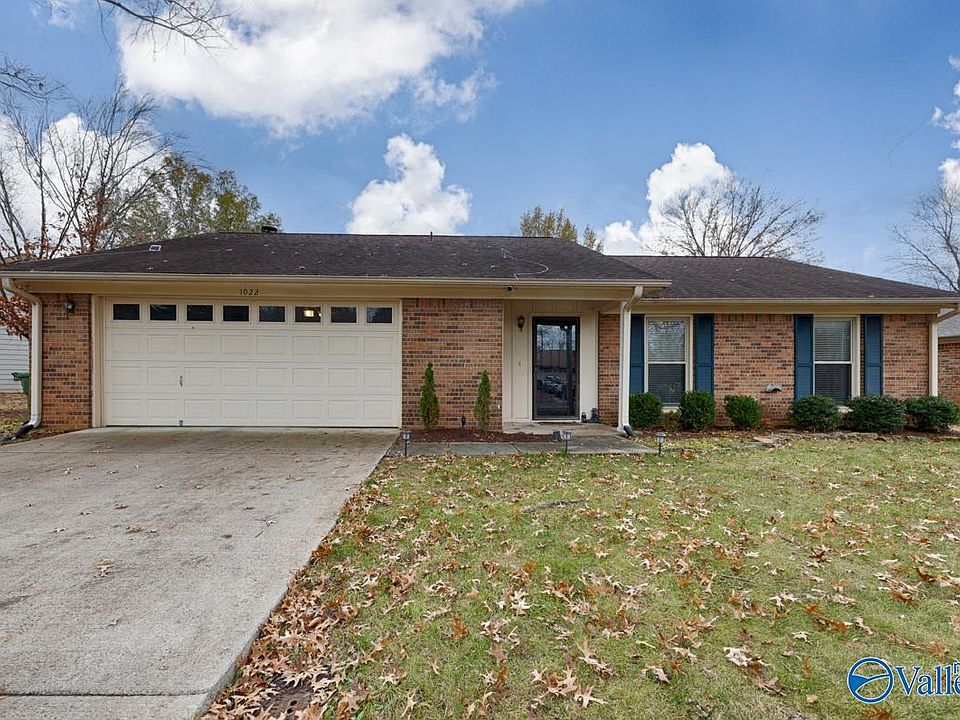 1st image of 1022 Kinsey Dr SE