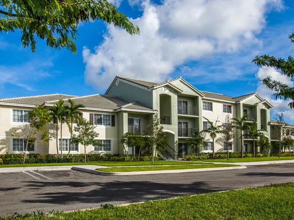 Villa Capri Apartments