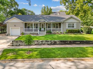 606 Revere Rd, Glen Ellyn, IL 60137