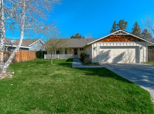 3009 SW Peridot Ave, Redmond, OR 97756