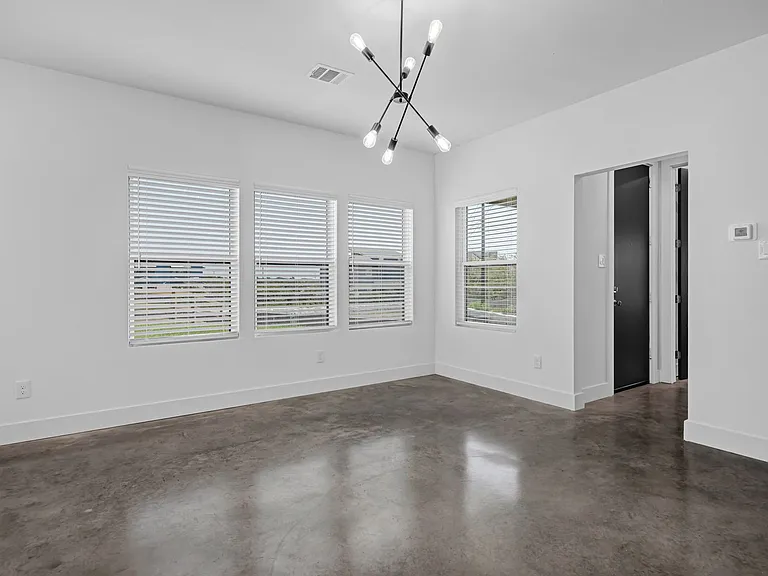 3001 Alpha Wolf Ct — Photo 8