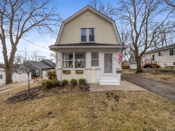 125 Walnut St, Northville, MI 48167