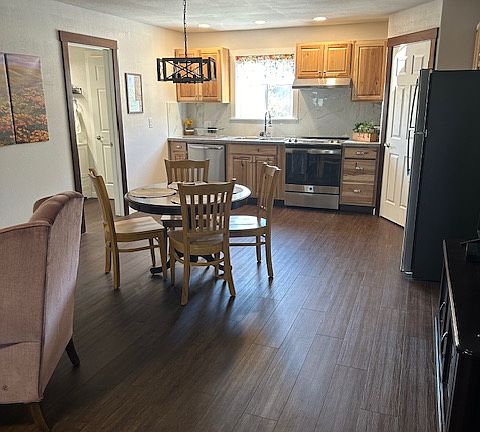 Kitchen/Dining
